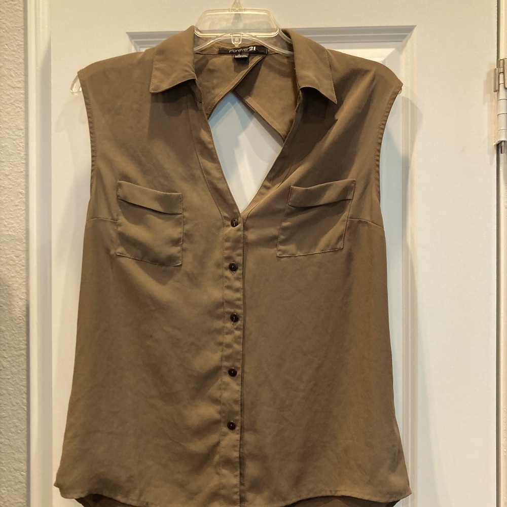 Forever 21 silky backless button up sleeveless shirt size Large ( runs small)